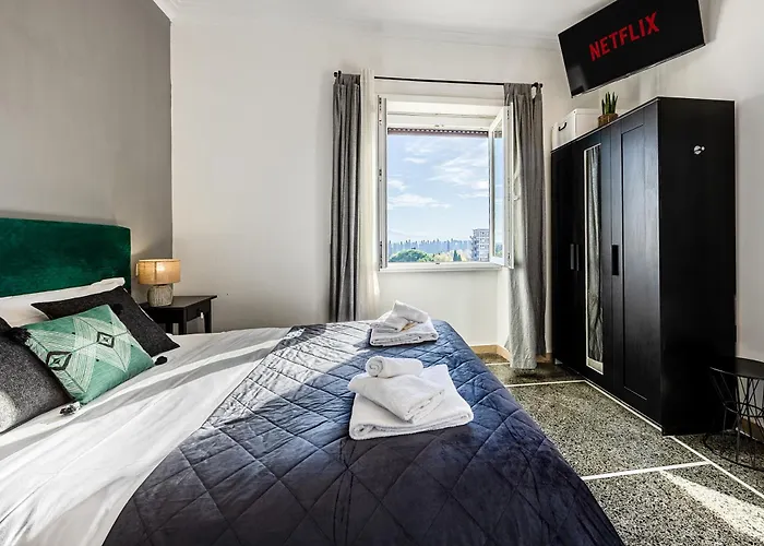 Apartment & *